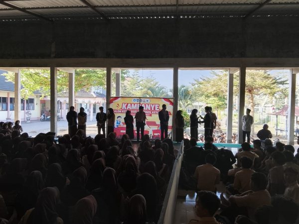 Tanamkan Pendidikan Demokrasi, SMAN 1 Pringgarata Gelar Pemilihan Ketua dan Wakil Ketua OSIS